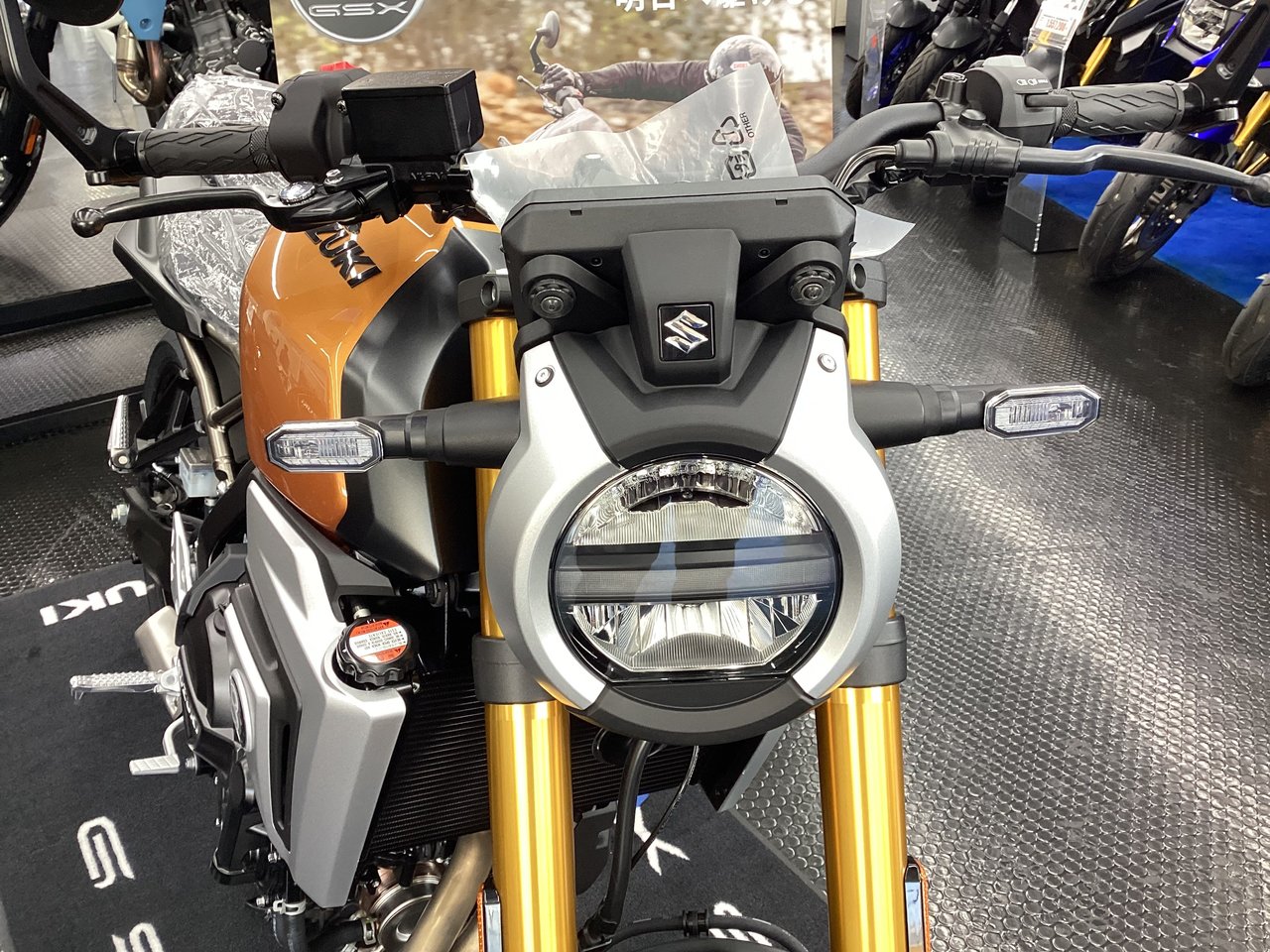 8TT、8T展示中!! | スズキワールド浜松